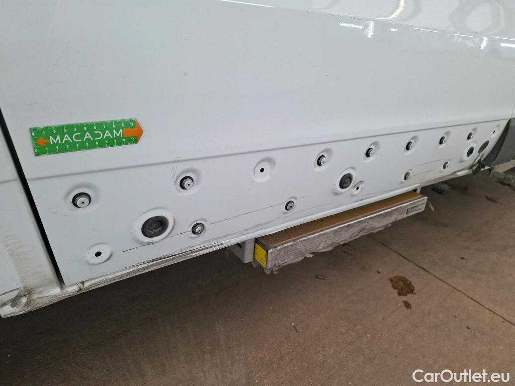  Renault  Trafic RENAULT  / 2019 / 4P / Combi Zen L1 dCi 120 S&S - 8 pl #10