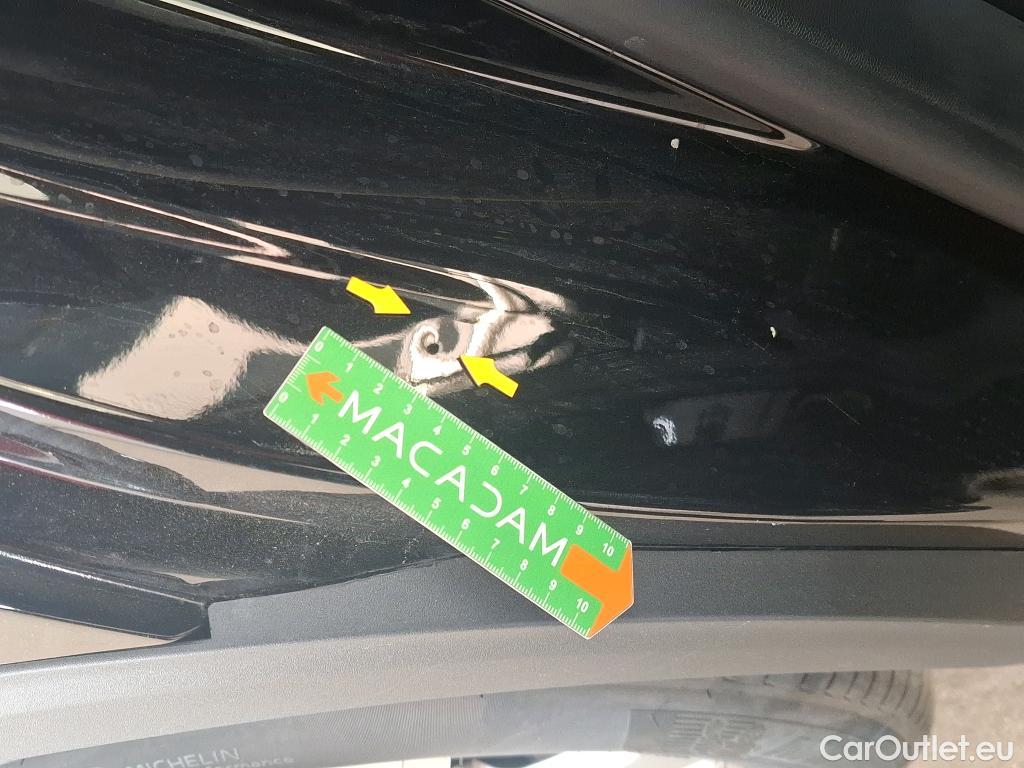  Peugeot  3008  Active Pack 1.5 HDi 130CV BVA8 E6d #30