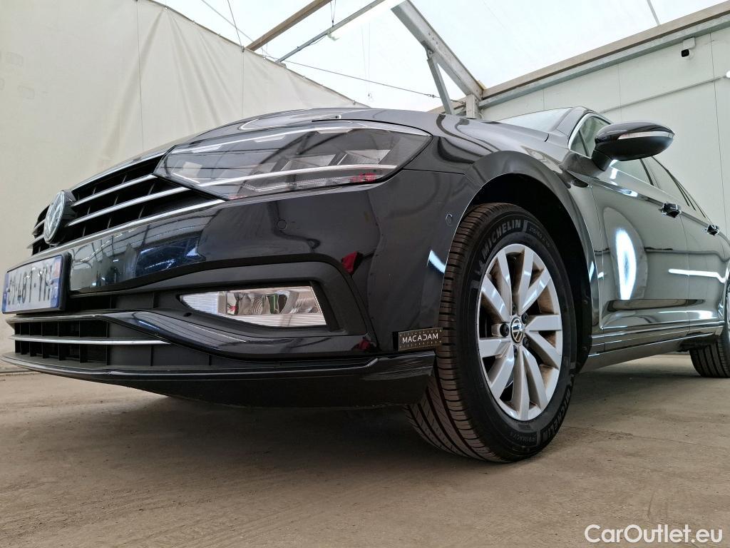  Volkswagen  Passat  Break Life Plus 2.0 TDI 150CV BVA7 E6d #17