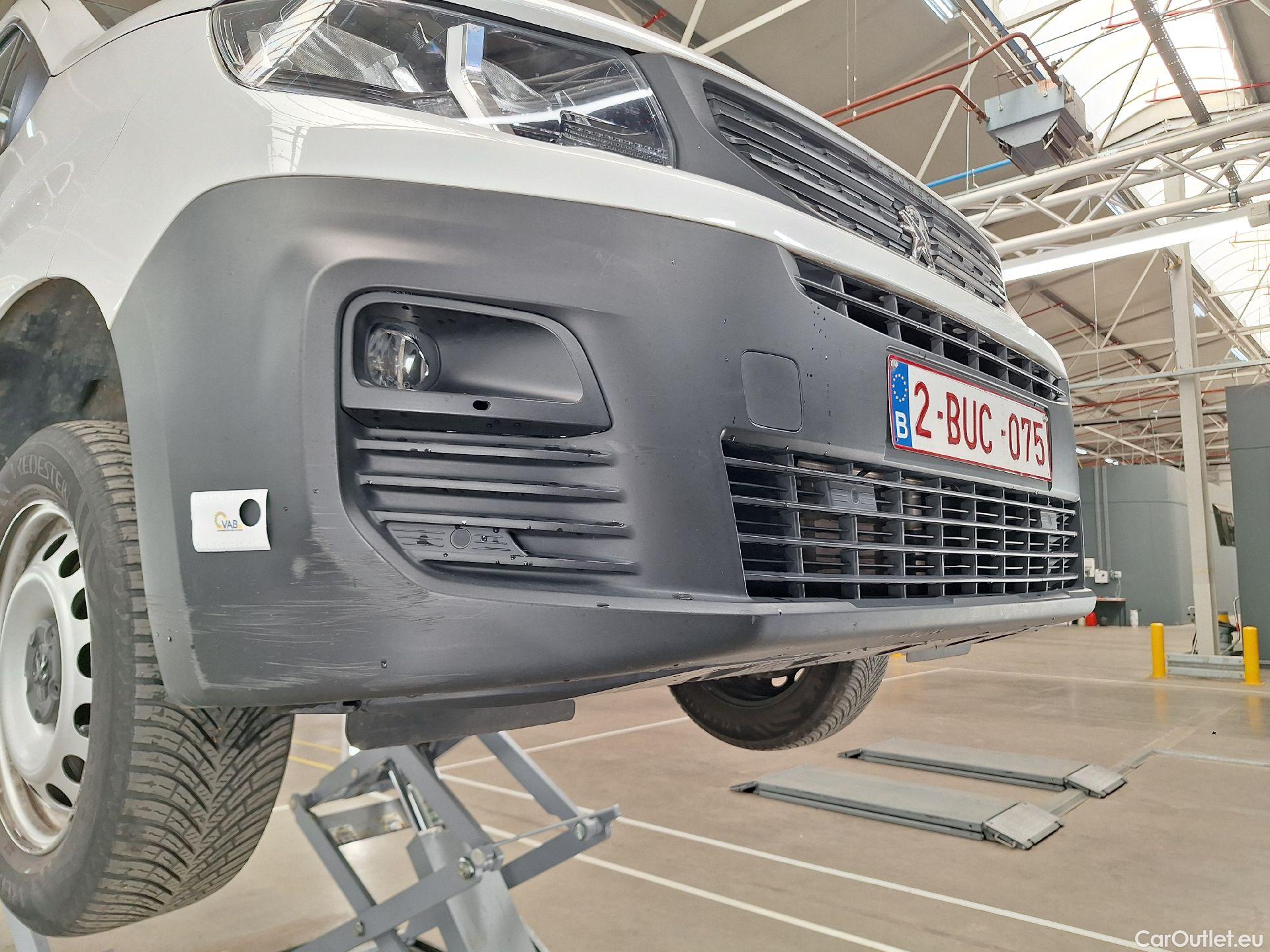  Peugeot  Partner Peugeot, _ '18, Peugeot  1.5 BlueHDi L2 Heavy 96kW Premium  #31