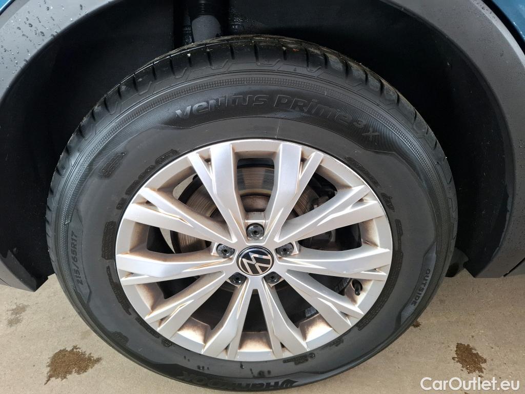  Volkswagen  Tiguan VOLKSWAGEN  / 2020 / 5P / SUV 2.0 TDI 150 DSG7 Life Business #15