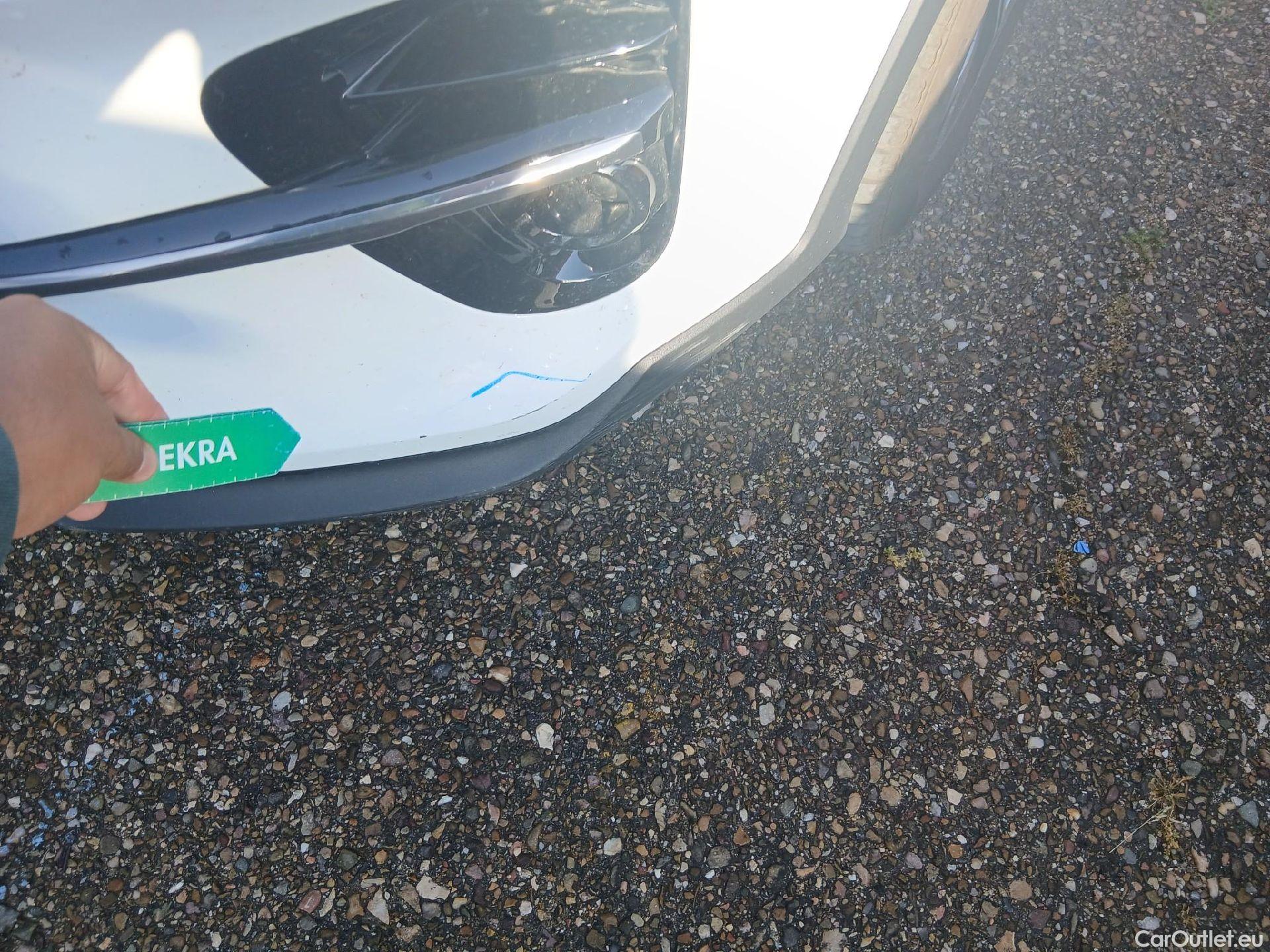  KIA  XCeed KIA  / 2019 / 5P / todoterreno 1.0 T-GDi Drive 88kW (120CV) #3