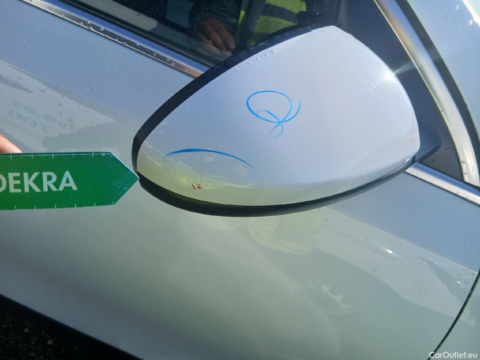  KIA  XCeed KIA  / 2019 / 5P / todoterreno 1.0 T-GDi Drive 88kW (120CV) #25