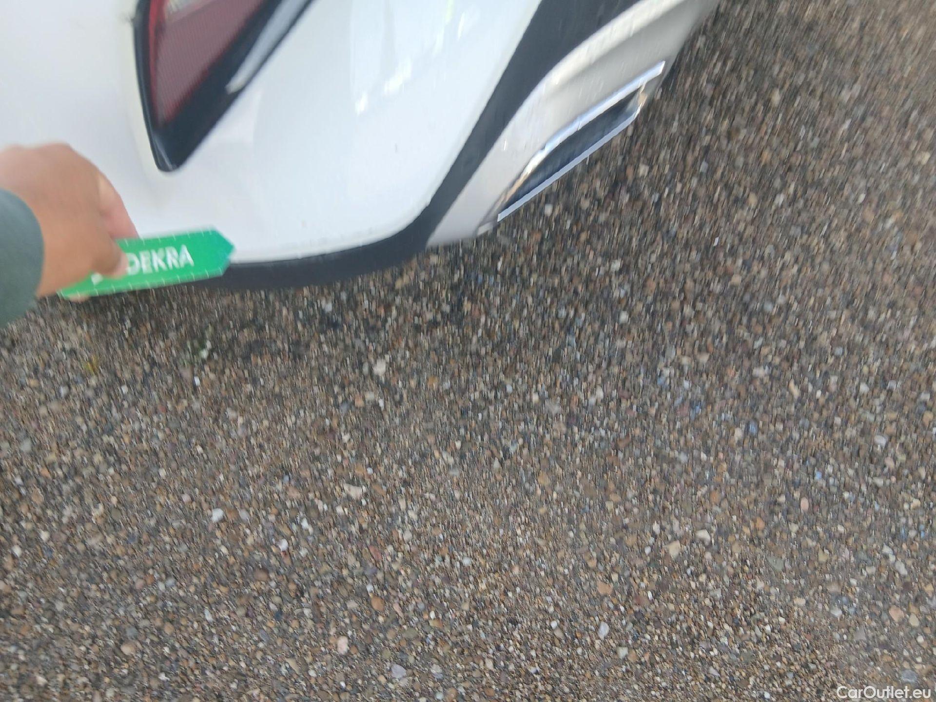  KIA  XCeed KIA  / 2019 / 5P / todoterreno 1.0 T-GDi Drive 88kW (120CV) #13