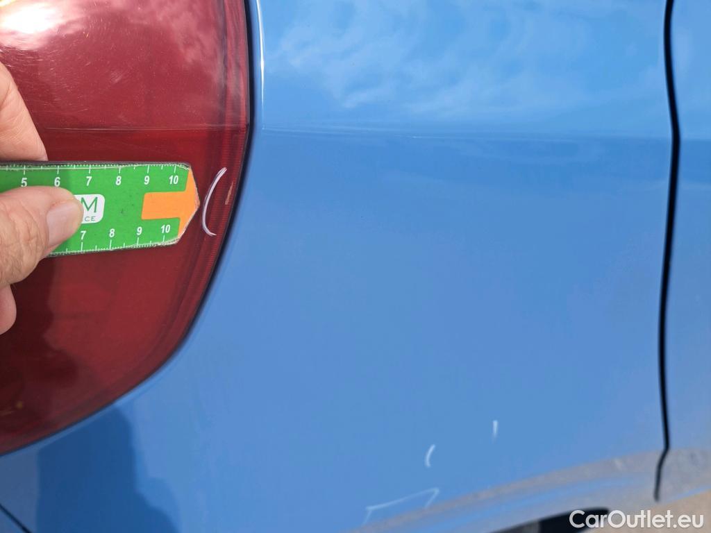 KIA  Picanto KIA  / 2020 / 5P / berlina con portón 1.0 DPi 49kW (67CV) Concept #36