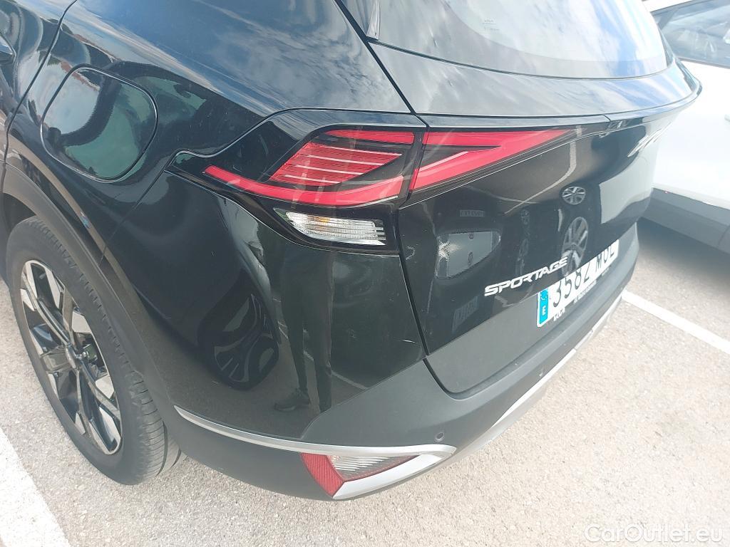  KIA  Sportage KIA  / 2022 / 5P / todoterreno 1.6 T-GDi PHEV 198kW (265CV) Drive 4X4 #35
