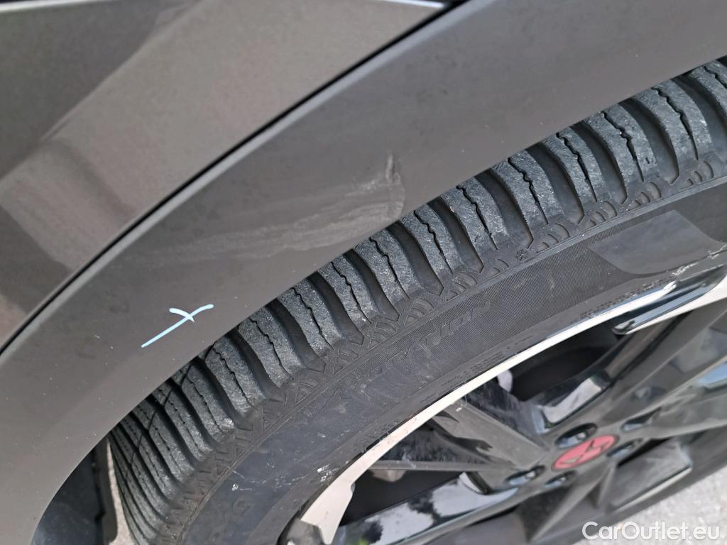  DS  DS7 DS DS 7 Crossback / 2017 / 5P / todoterreno BlueHDi DE 96kW (130CV) AT. PERF.LINE #12