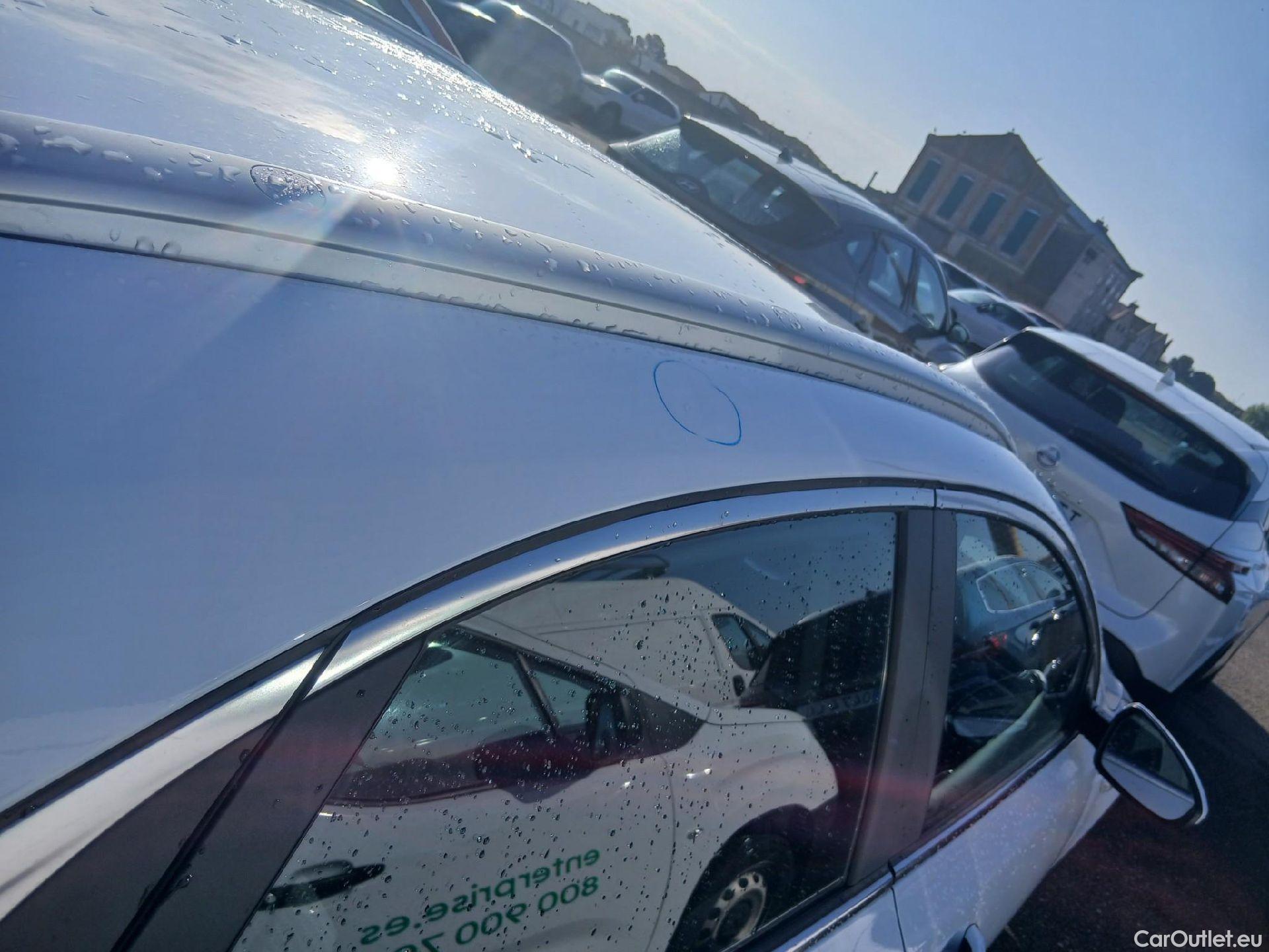  KIA  XCeed KIA  / 2019 / 5P / todoterreno 1.0 T-GDi Drive 88kW (120CV) #23