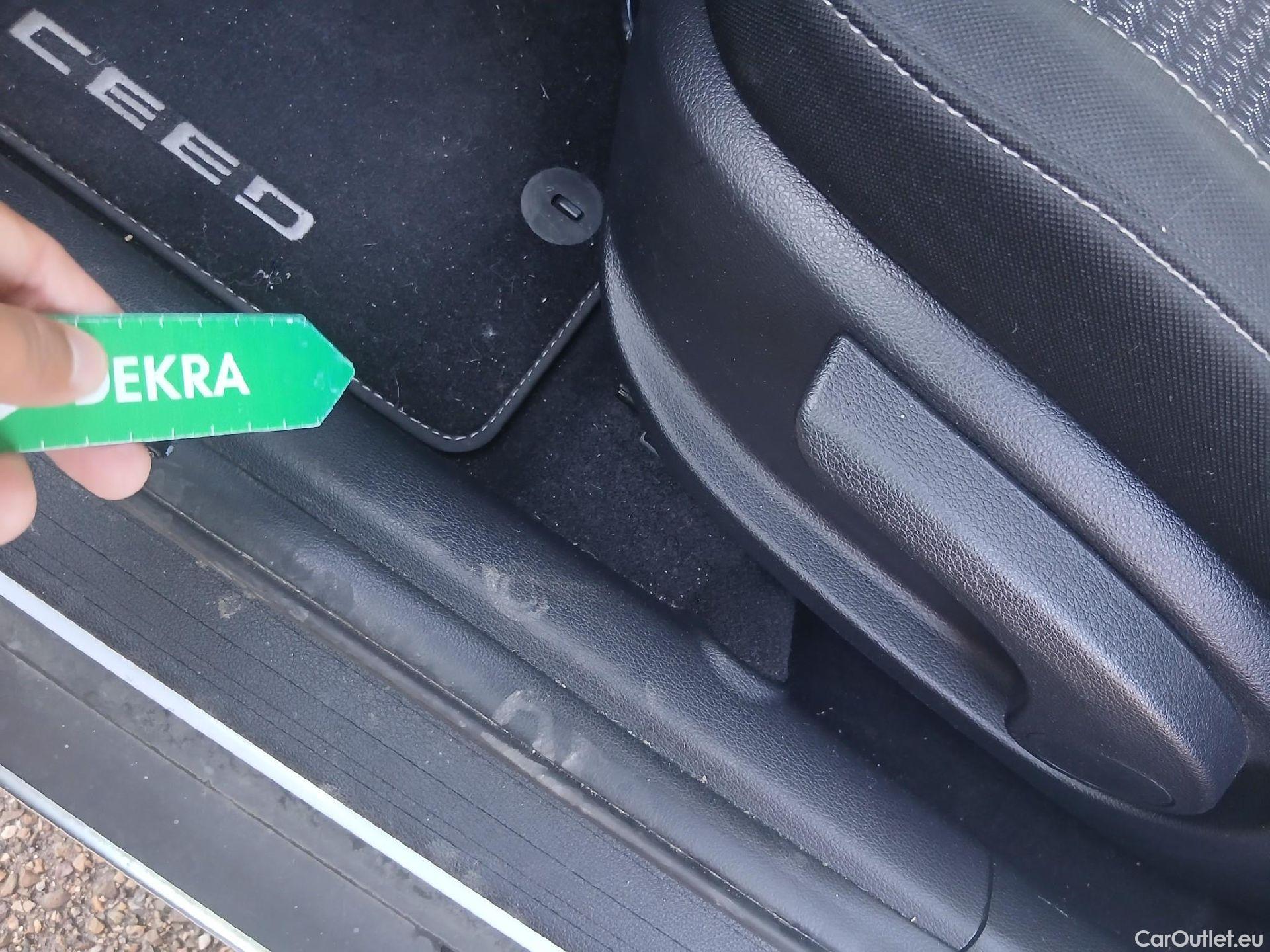  KIA  XCeed KIA  / 2019 / 5P / todoterreno 1.0 T-GDi Drive 88kW (120CV) #2