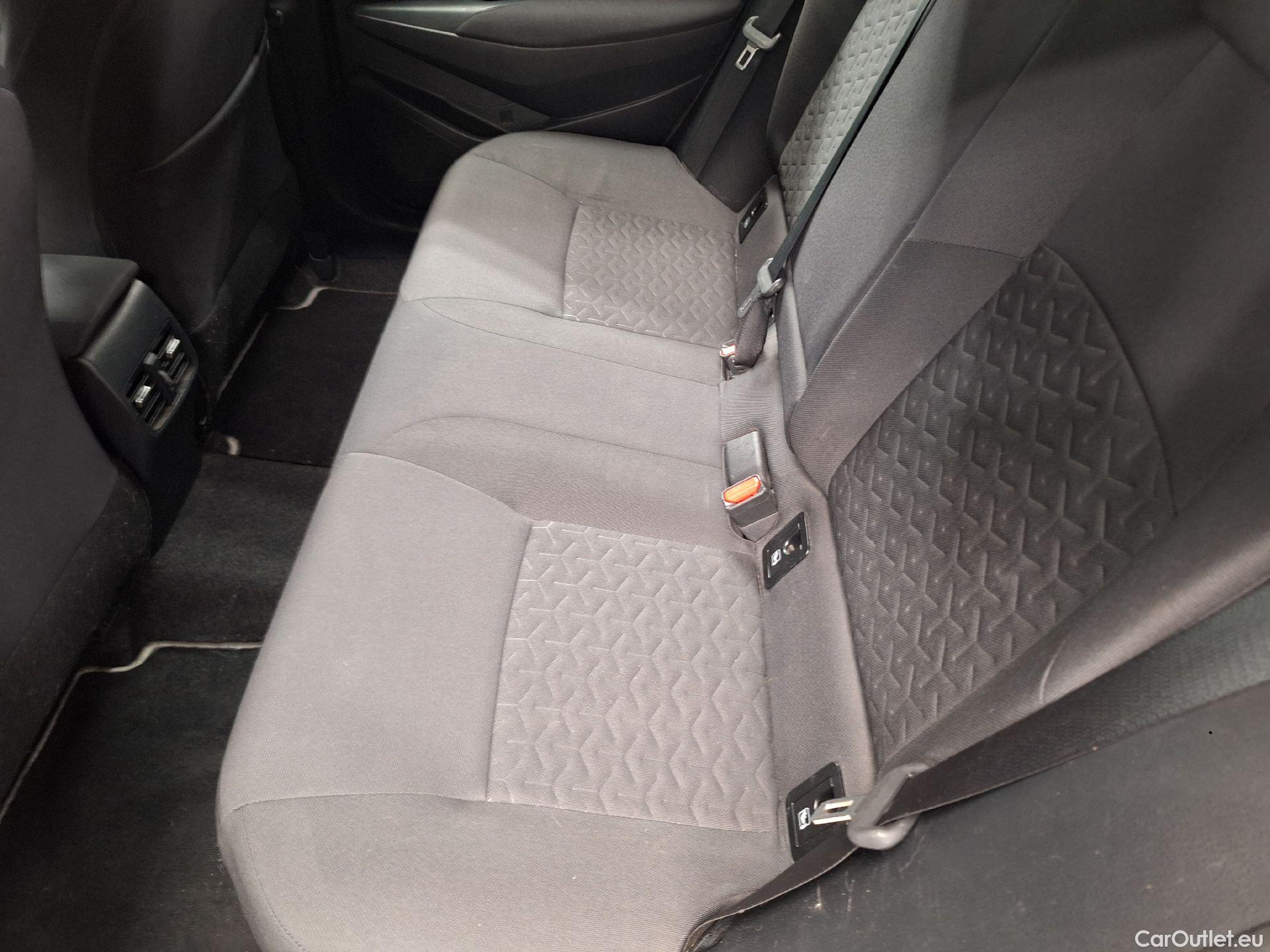  Toyota  Corolla Toyota,  TS '19, Toyota  Touring Sports 1.8 Hybrid Dynamic e #11
