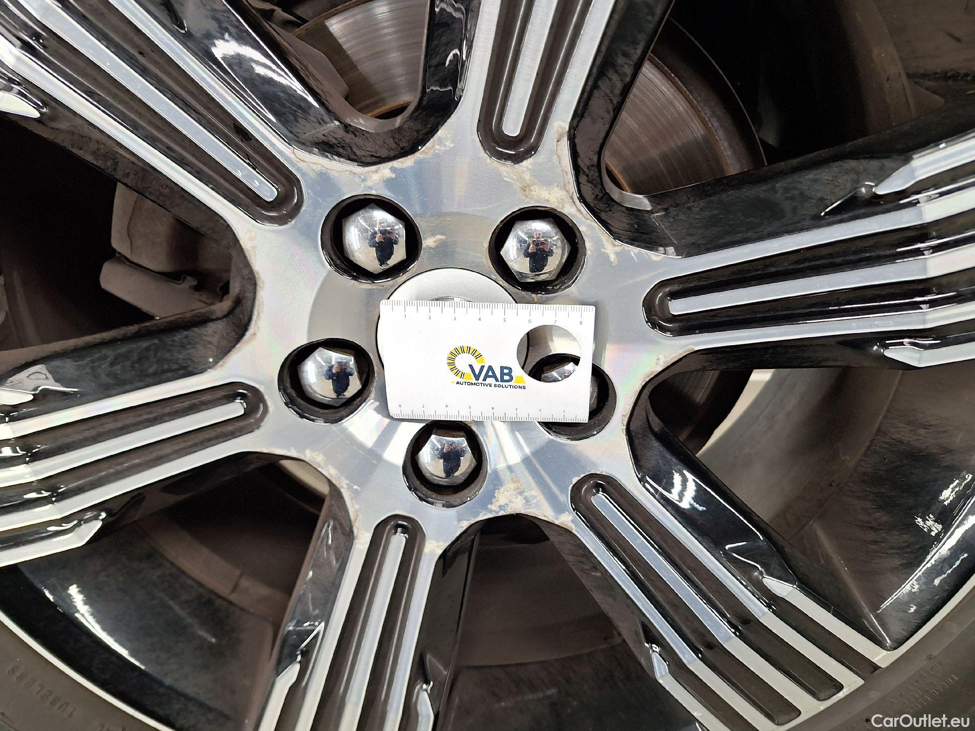  Volvo  XC 40 Volvo, XC40 '17, Volvo XC40 D3 Geartronic Inscription 5d #24