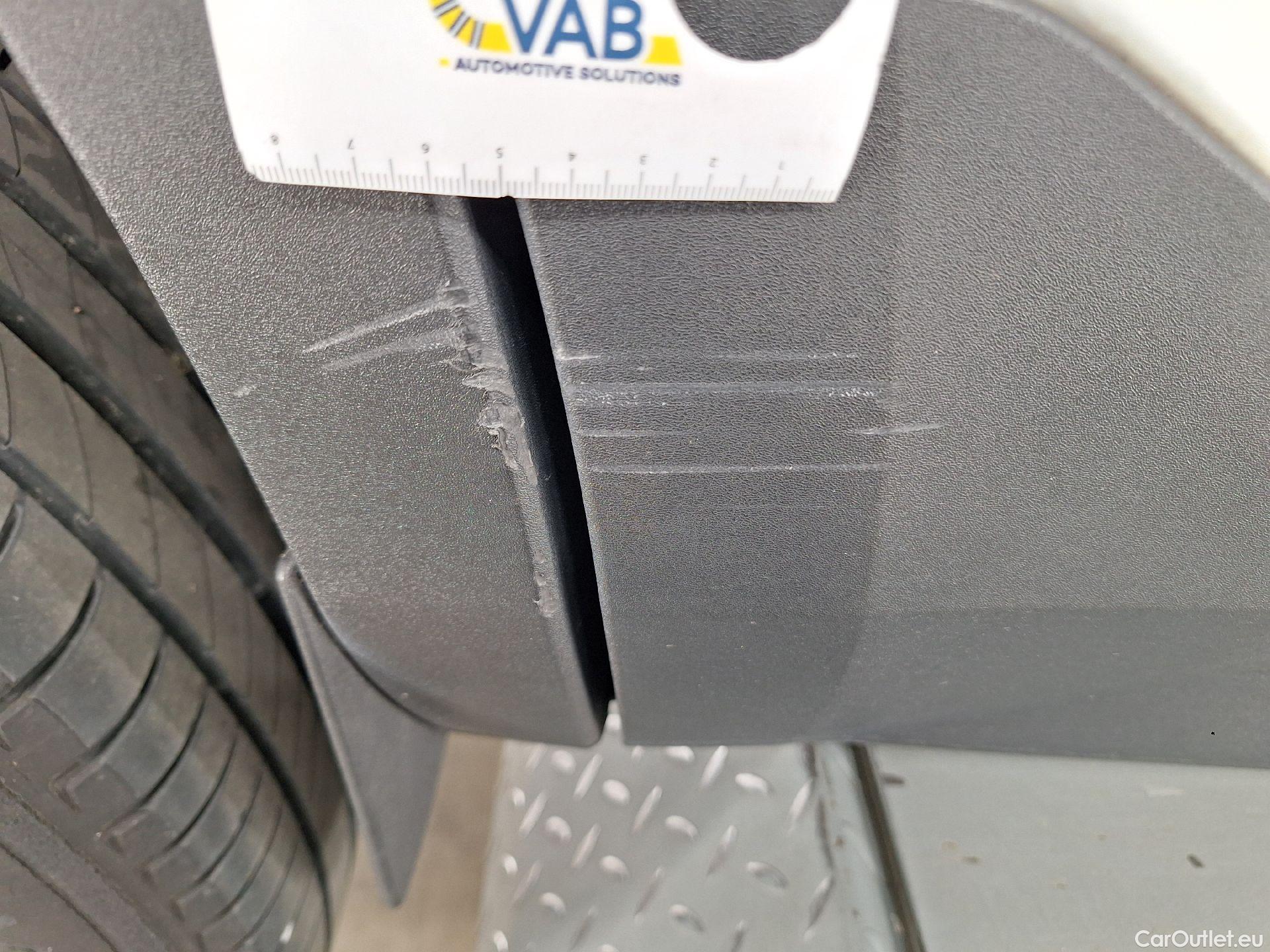  Volvo  XC 40 Volvo, XC40 '17, Volvo XC40 D3 Geartronic Inscription 5d #16