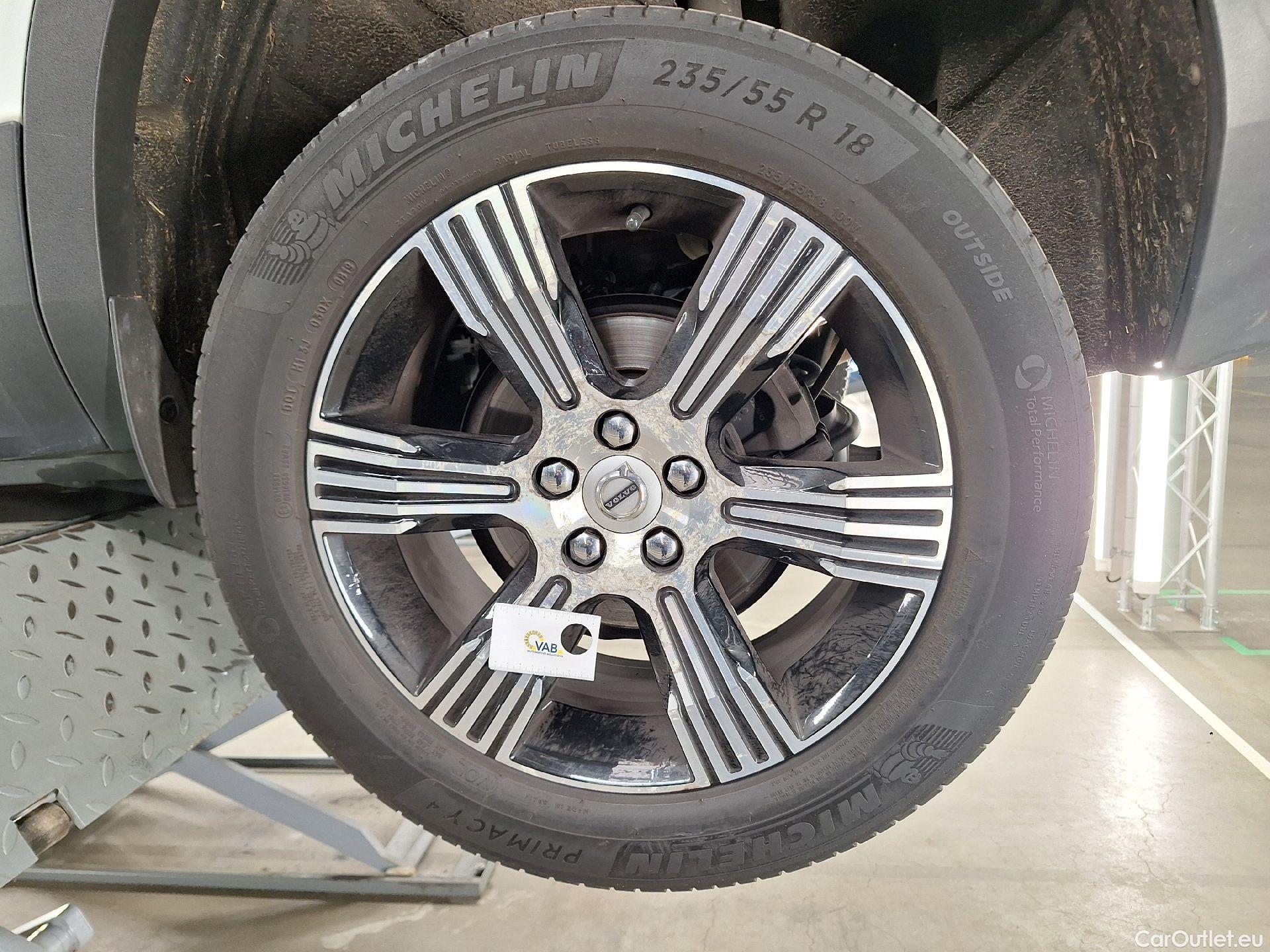  Volvo  XC 40 Volvo, XC40 '17, Volvo XC40 D3 Geartronic Inscription 5d #21