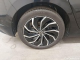  Volkswagen  Golf  Volkswagen VIII 1.5 eTSI 110kW Life DSG 5d #49