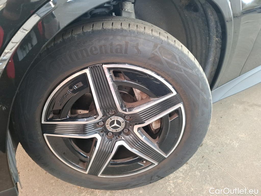  Mercedes  GLC MERCEDES-BENZ  / 2022 / 5P / SUV  300 e AMG Line 4MATIC #4