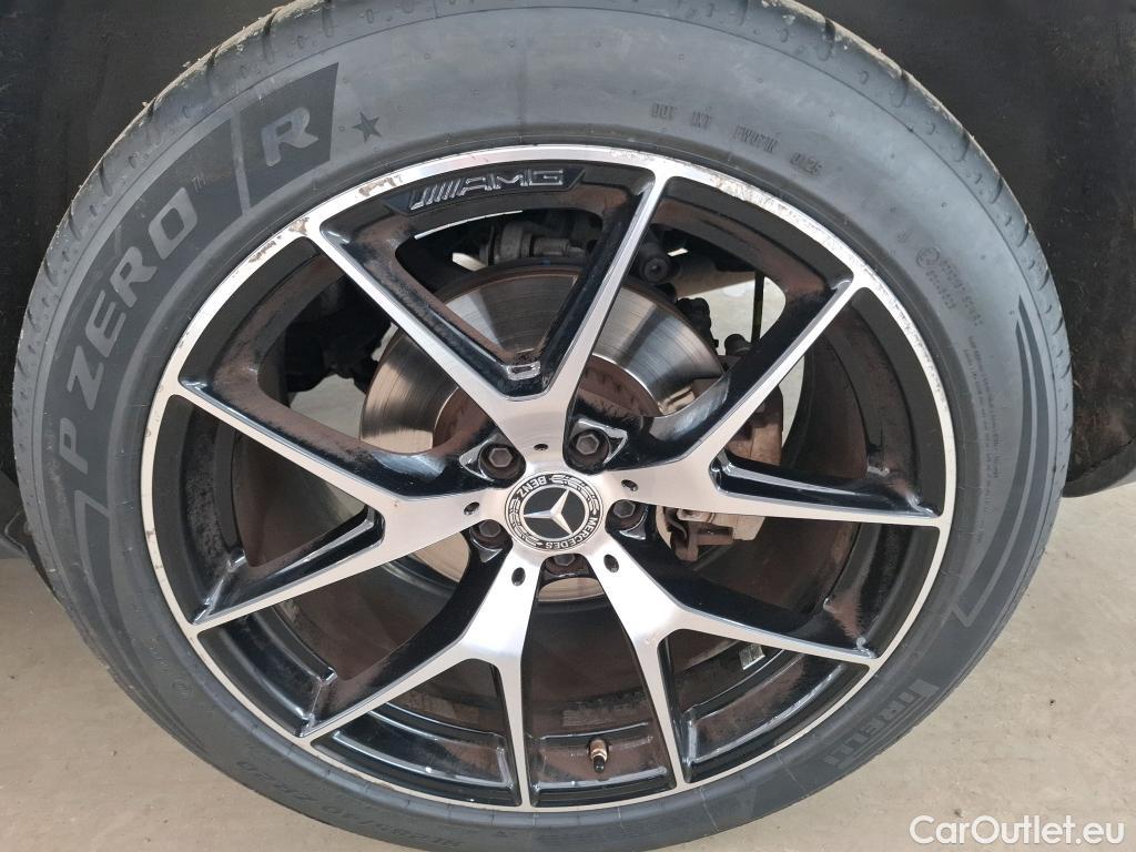  Mercedes  G-Klasee MERCEDES-BENZ GLC Coupe / 2019 / 5P / Coupé 2.0 GLC 300 DE AMG LINE 4MATIC #3