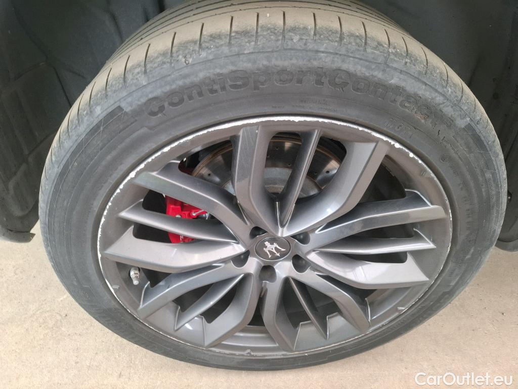  Maserati  Levante Maserati  5p SUV 3.0 V6 Diesel Auto GranLusso #15
