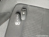  Peugeot  3008 PEUGEOT  / 2020 / 5P / SUV BLUEHDI 130 EAT8 SeS ACTIVE BUSINESS #75