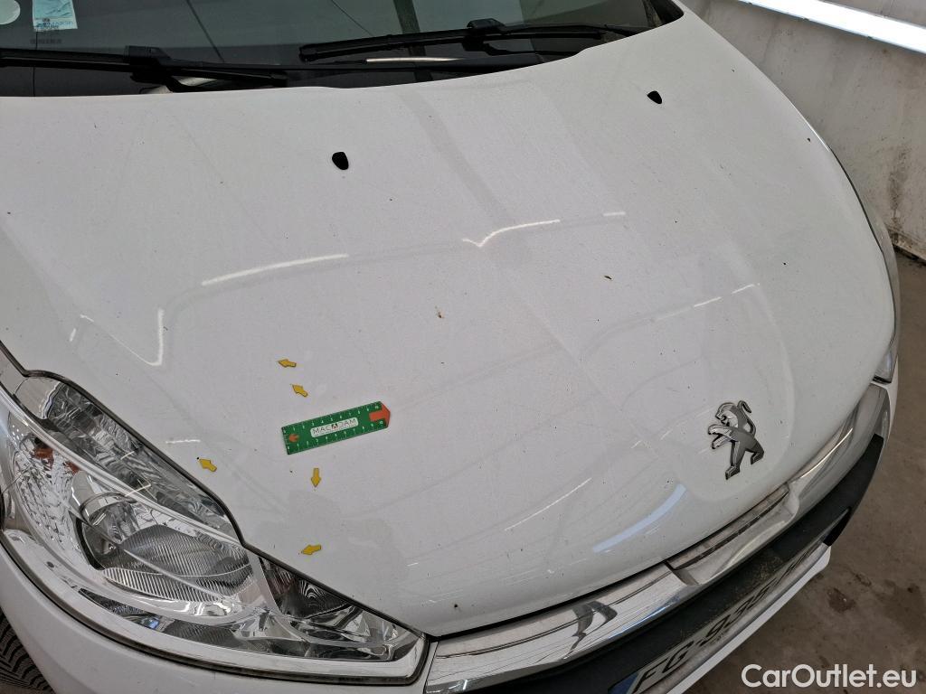  Peugeot  208  Affaire Premium Pack 1.2 80CV BVM5 E6dT #18