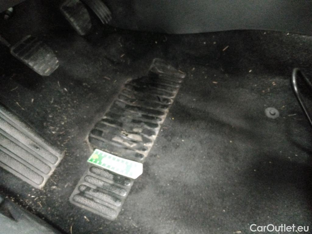  Renault  Clio  IV Air 1.5 dCi 75CV BVM5 E6 #1