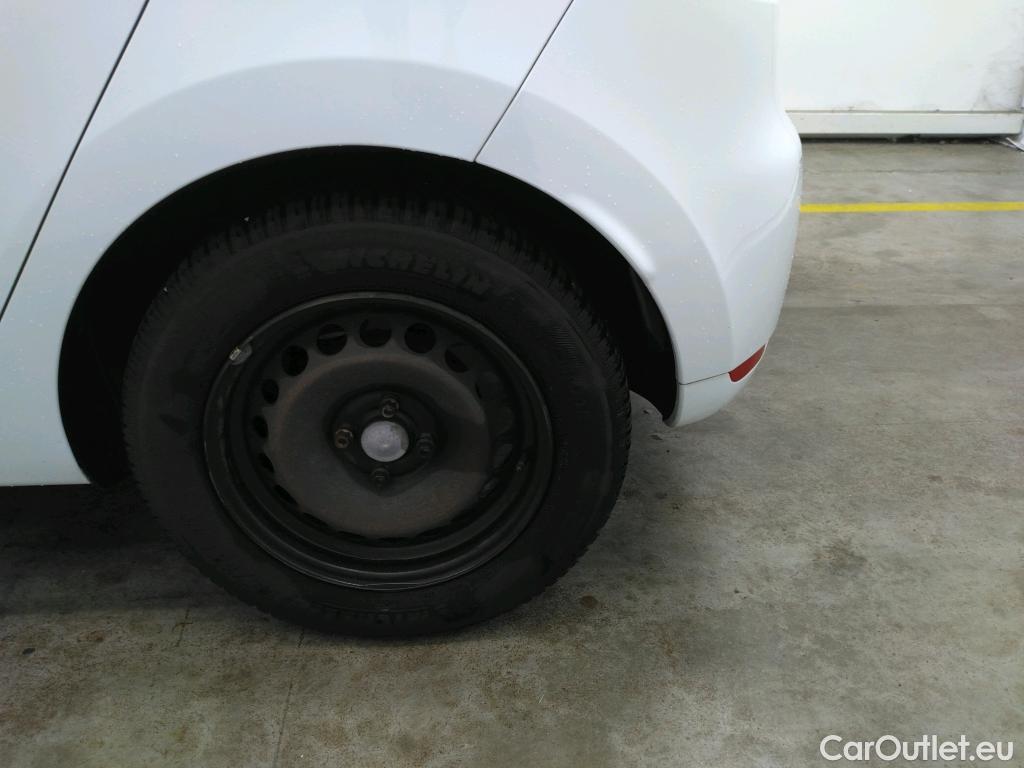  Renault  Clio  IV Air 1.5 dCi 75CV BVM5 E6 #16
