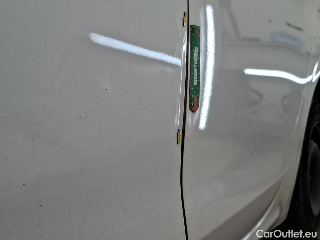  Peugeot  208  Affaire Premium Pack 1.2 80CV BVM5 E6dT #11
