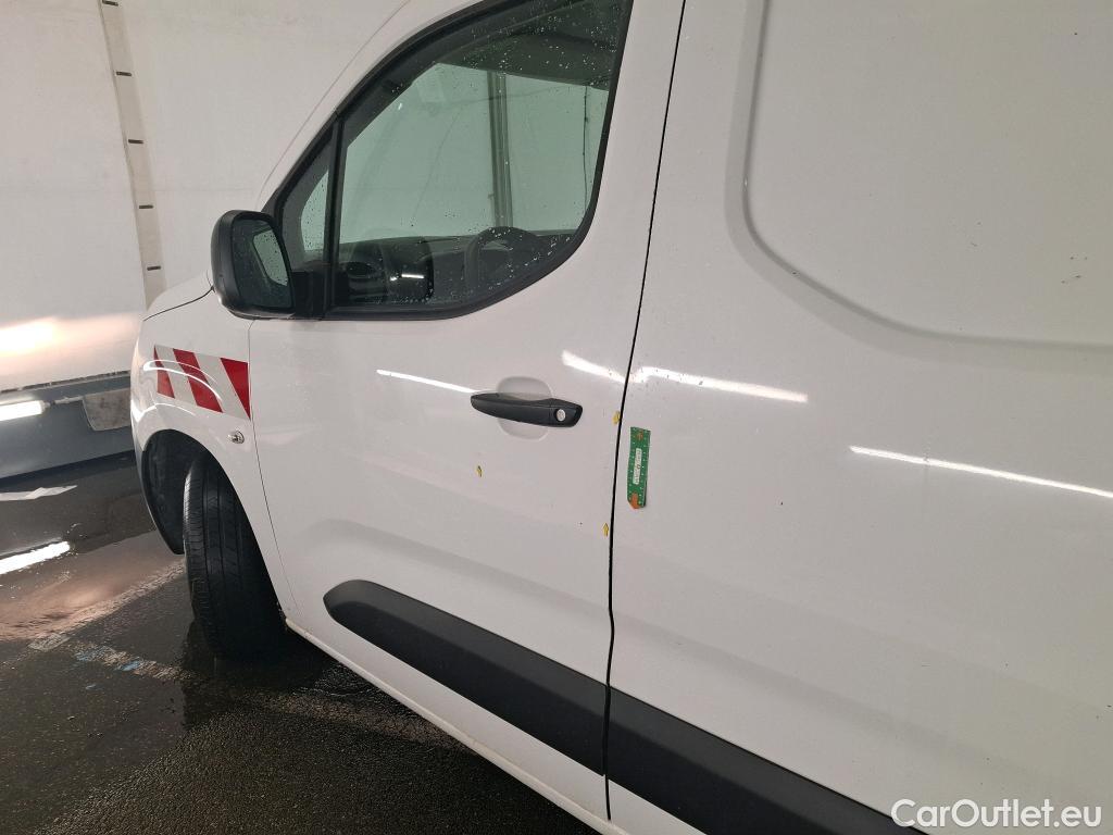  Citroen  Berlingo  Fourgon Club M 650 1.5 BlueHDi 100CV BVM5 E6dT #16