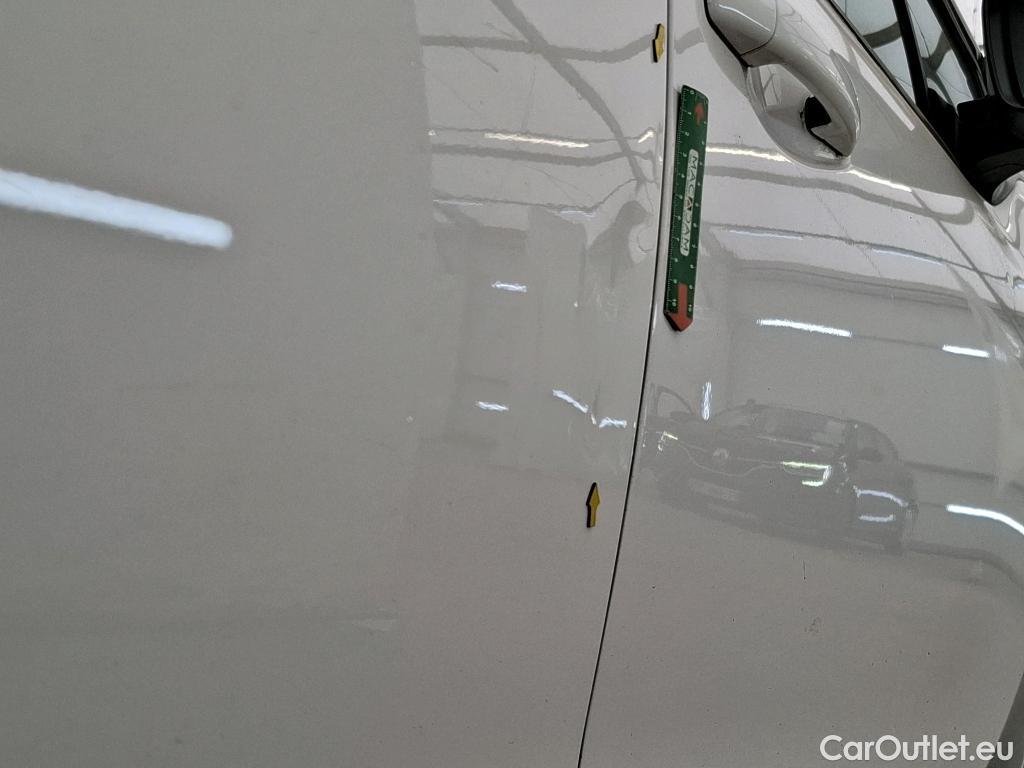  Peugeot  208  Affaire Premium Pack 1.2 80CV BVM5 E6dT #2