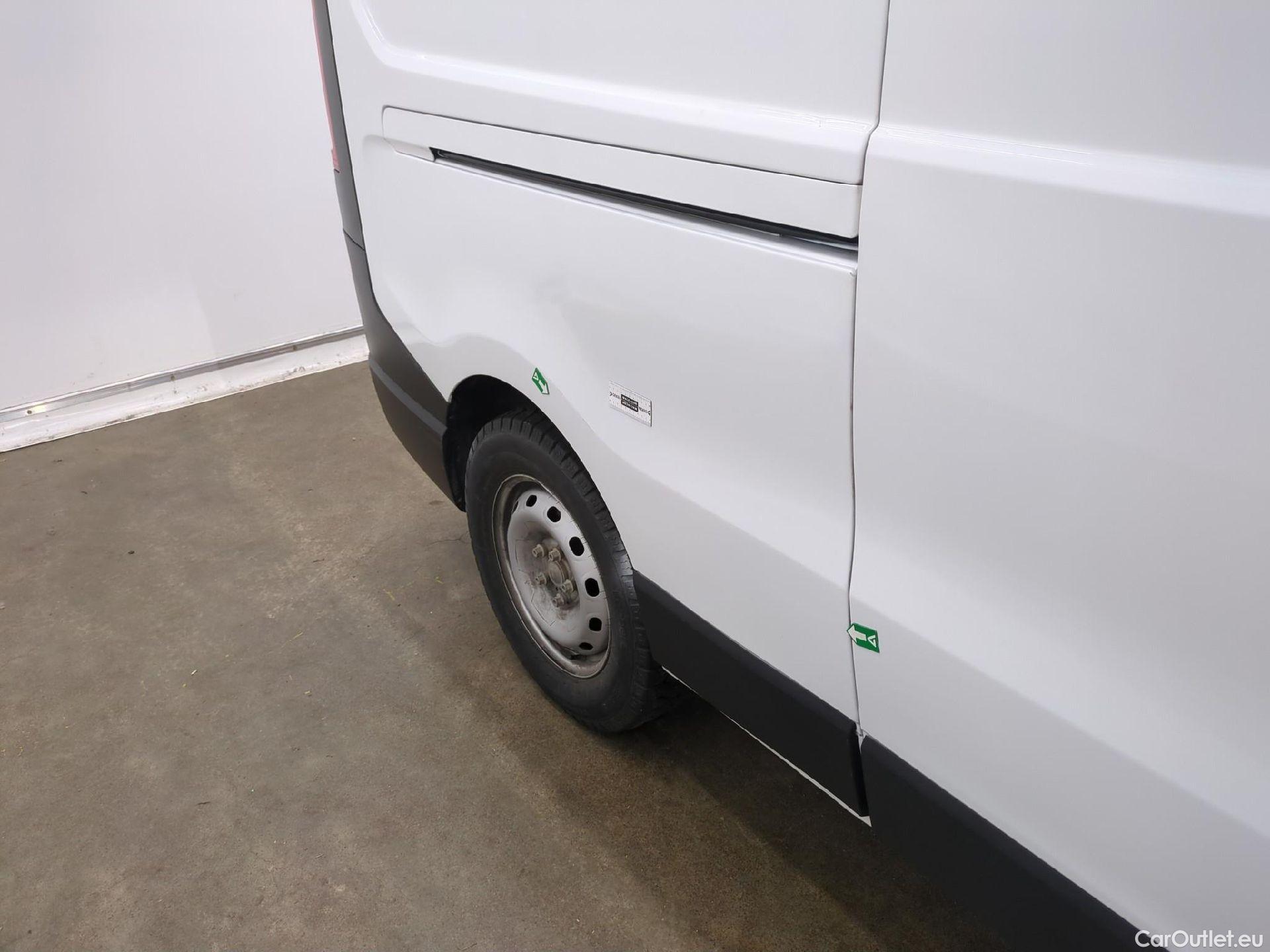  Renault  Trafic RENAULT  / 2021 / 4P / Fourgon tôlé FG GCF L2H1 3T Blue dCi 130 #63