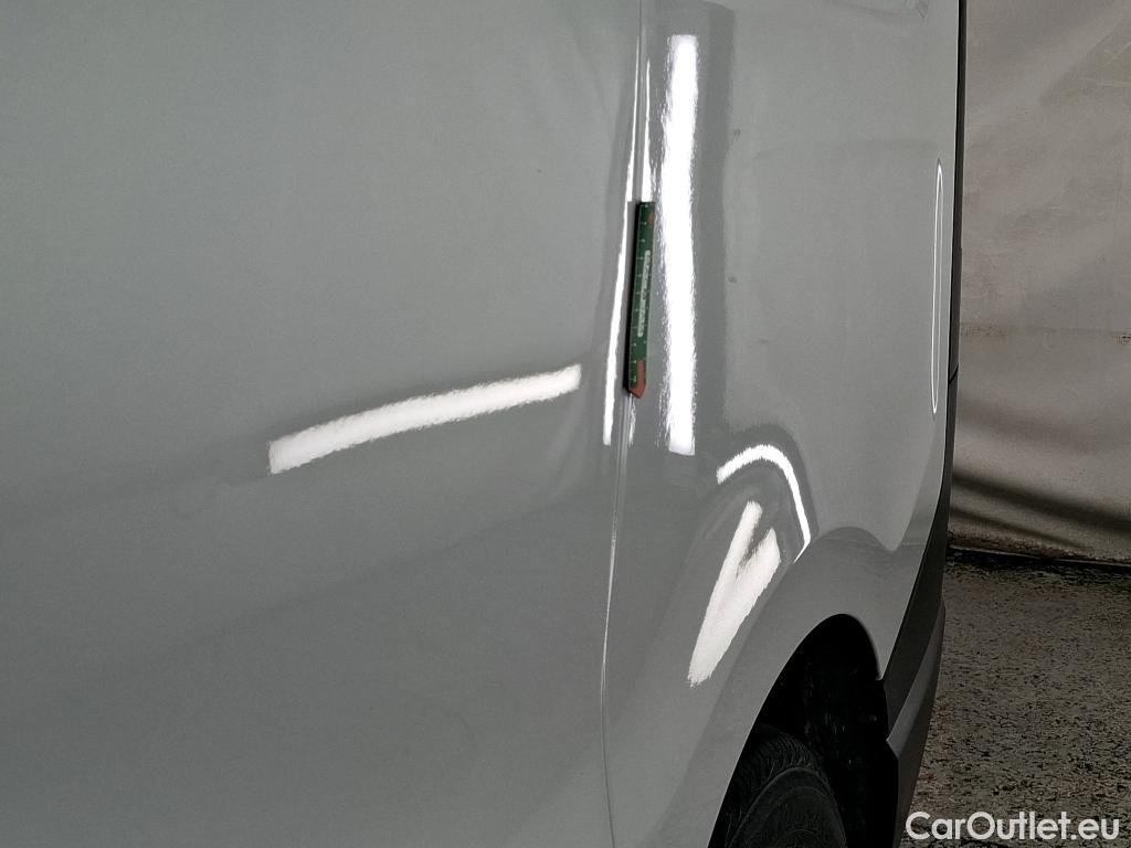  Renault  Trafic RENAULT  / 2019 / 4P / Fourgon tole FG GCF L1H1 1000 1.6 dCi 120 #10