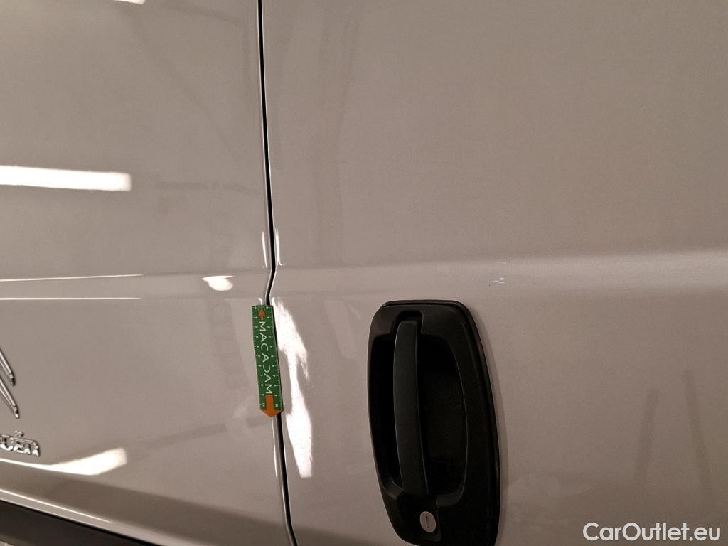 Citroen  Jumper CITROEN  / 2014 / 4P / Fourgon tôlé 30 L2H2 BlueHDi 130 BVM6 Business #3