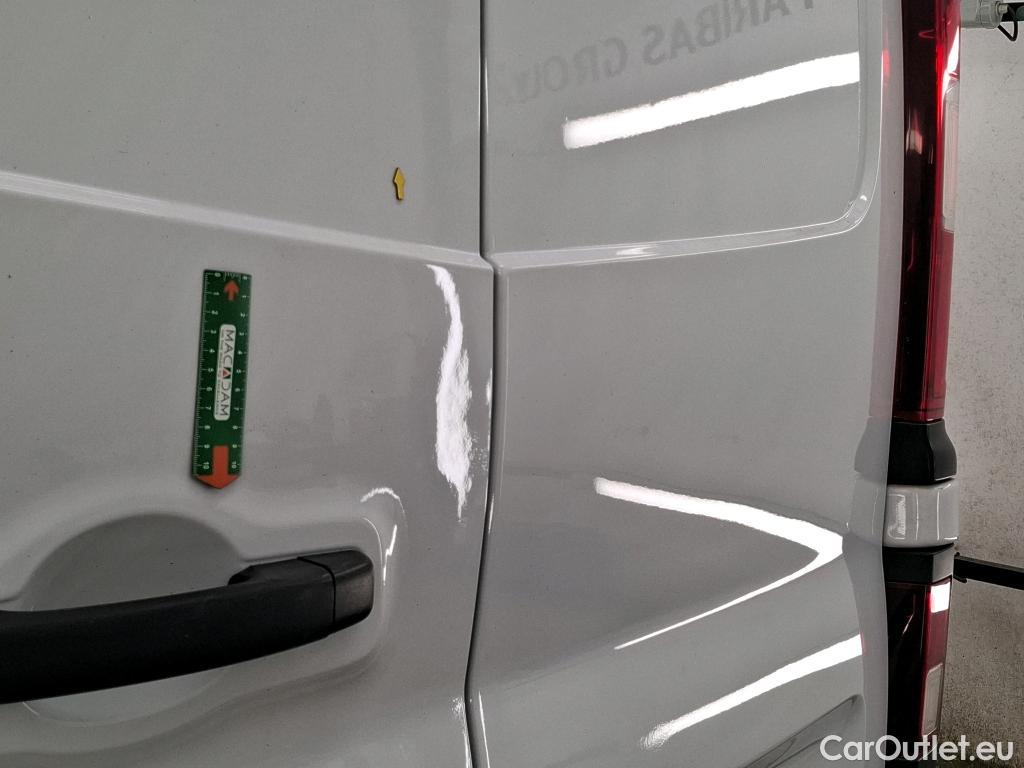  Renault  Trafic RENAULT  / 2019 / 4P / Fourgon tole FG GCF L1H1 1000 1.6 dCi 120 #24
