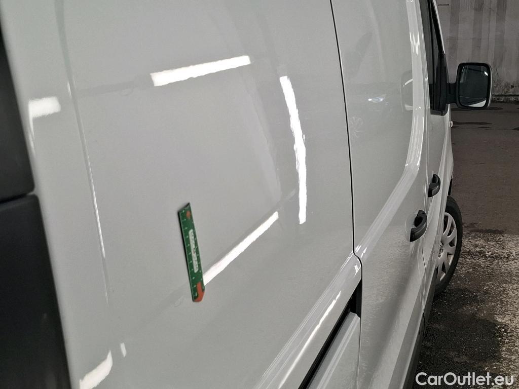  Renault  Trafic RENAULT  / 2019 / 4P / Fourgon tole FG GCF L1H1 1000 1.6 dCi 120 #17