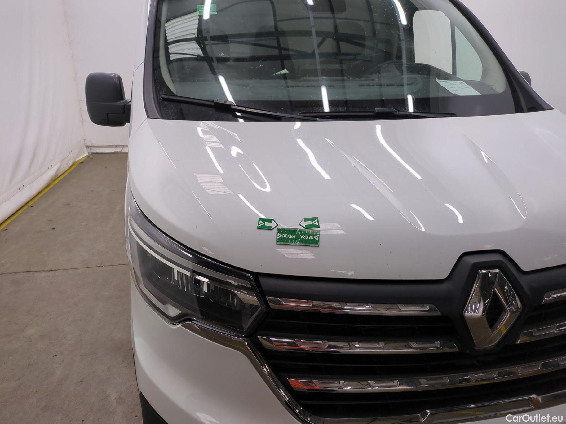  Renault  Trafic RENAULT  / 2021 / 4P / Fourgon tôlé FG GCF L2H1 3T Blue dCi 130 #87