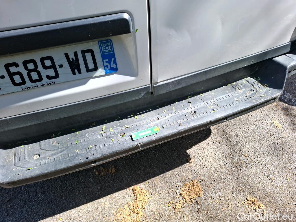  Volkswagen  Crafter  Fourgon Fourgon 35 mittlerer Radstand mit Hochdach FWD 2.0 140CV BVM6 #78