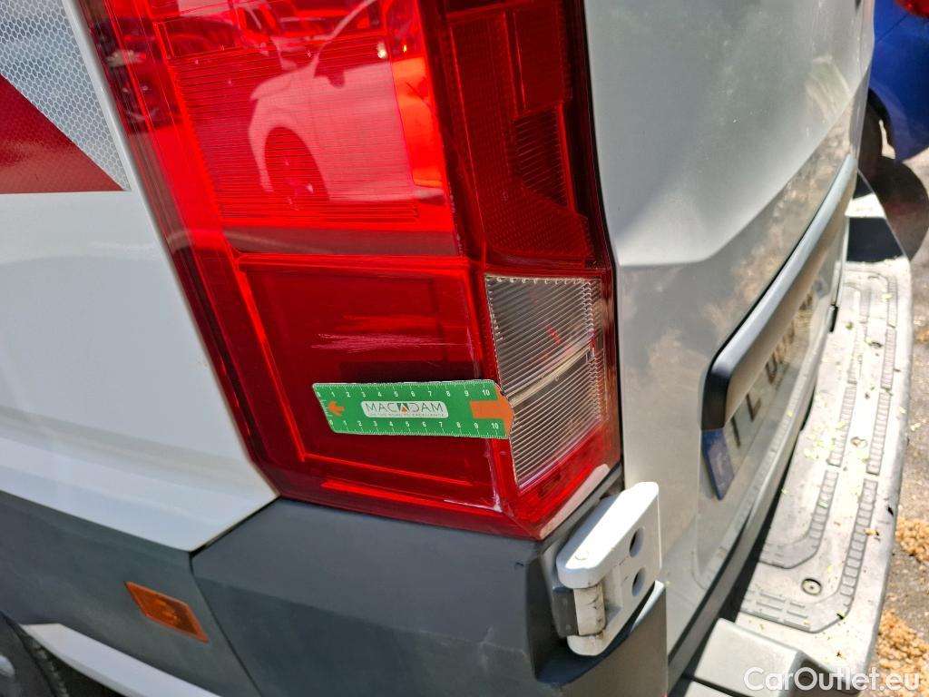  Volkswagen  Crafter  Fourgon Fourgon 35 mittlerer Radstand mit Hochdach FWD 2.0 140CV BVM6 #83