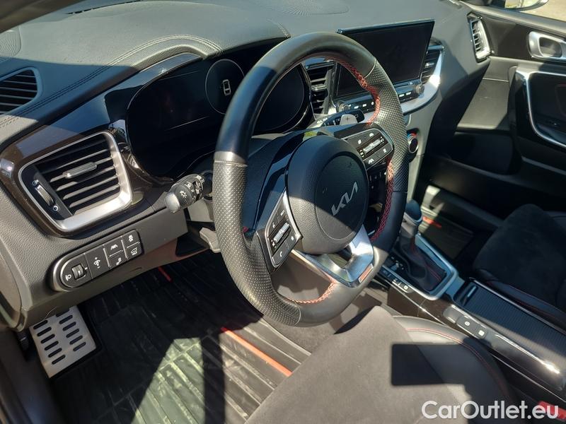  KIA  Cee'd ProCeed  (CD)(2018) ProCeed 1.6 T-GDI GT AT 5d #19
