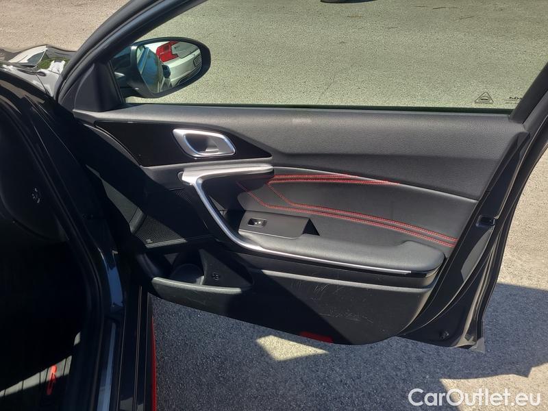  KIA  Cee'd ProCeed  (CD)(2018) ProCeed 1.6 T-GDI GT AT 5d #12