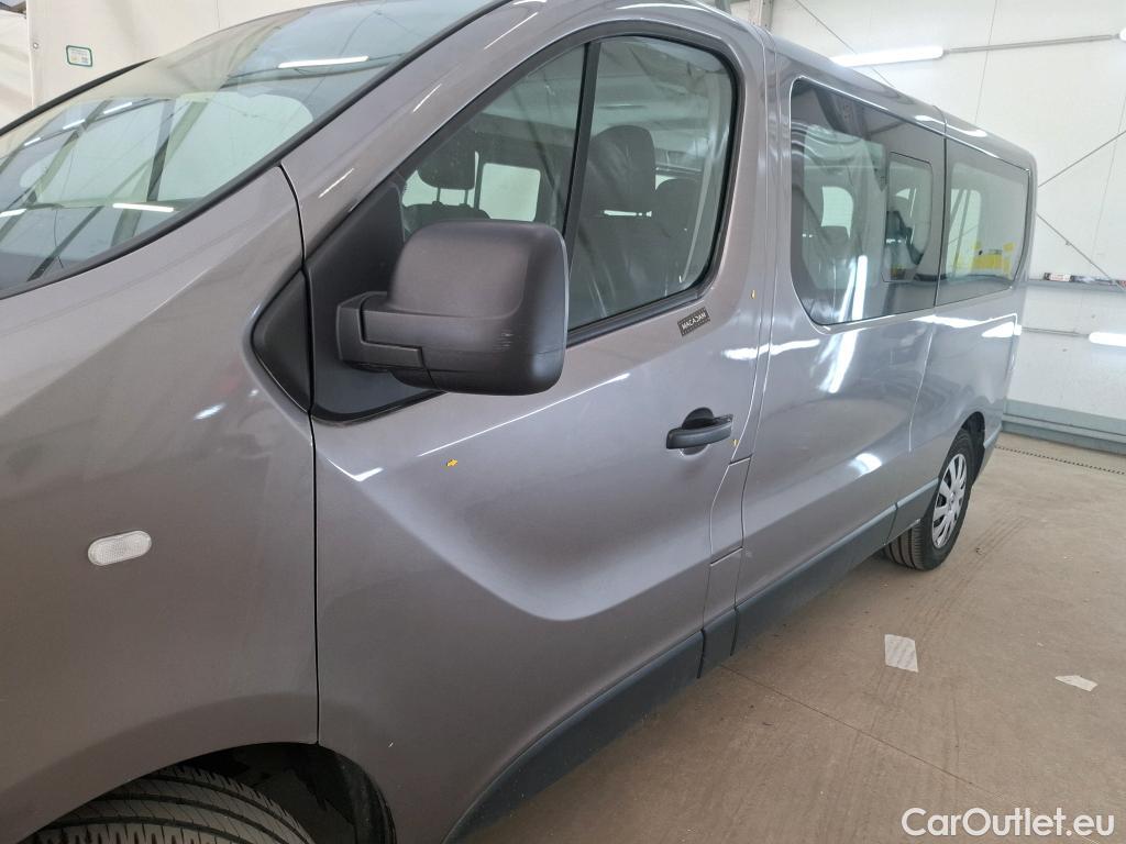  Renault  Trafic RENAULT  4p Combi Zen L2 Energy dCi 145 8 places #85