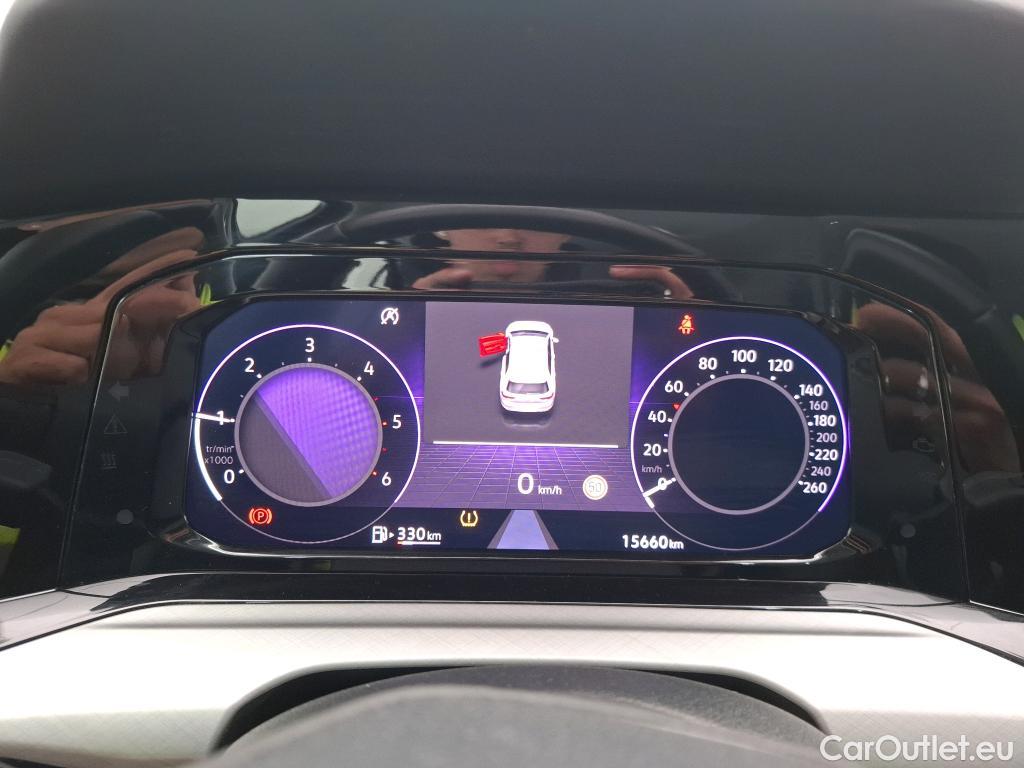  Volkswagen  Golf  VIII Berline Life 1st 2.0 TDI 115CV BVM6 E6d #4
