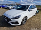 i30