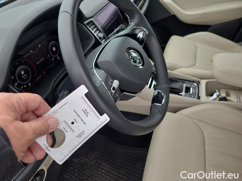  Skoda  Kodiaq  (2016)  2.0 TDI 147 L&K 4x4 AT #3