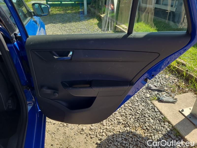  Skoda  Fabia  Combi (2015) Com.1.0TSI 70 Ambition 5d #22