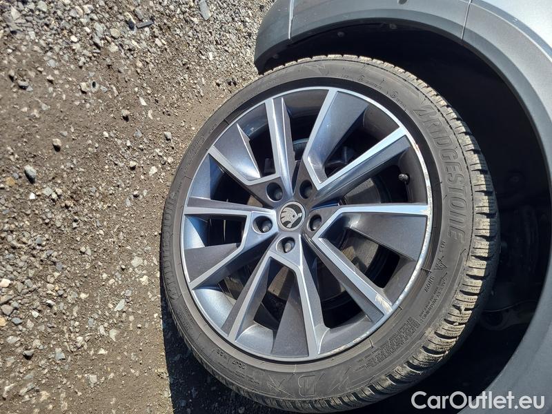  Skoda  Octavia  Combi (NX3)(2020) Oc.Com.2.0TSI 140 Scout 4x4 AT #6