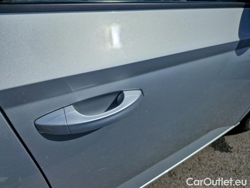  Skoda  Fabia  Combi (2015) Com.1.0TSI 70 Ambition 5d #19