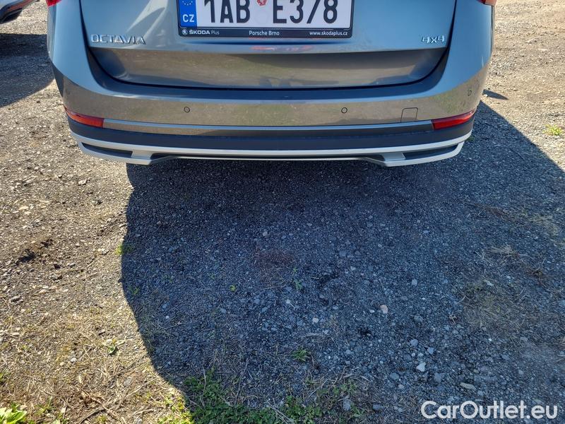  Skoda  Octavia  Combi (NX3)(2020) Oc.Com.2.0TSI 140 Scout 4x4 AT #10
