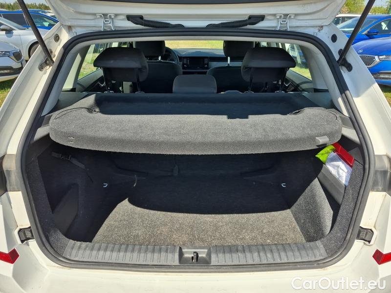  Skoda  KAMIQ -SUV (NW4) (2019)  1.0T 81  Fresh 5d #14