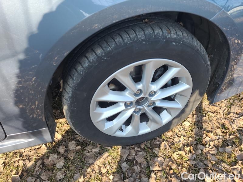  Toyota  Corolla  (E21) (2019)  1.5DF Comfort 4d #13