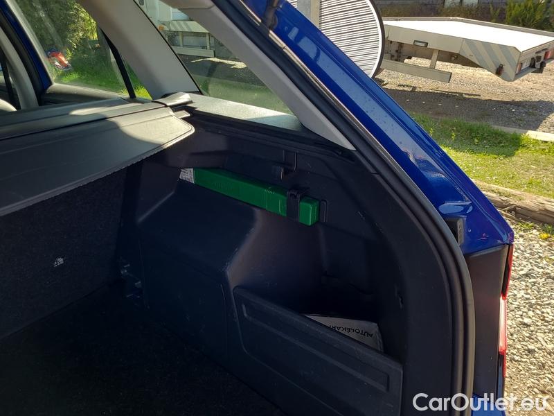  Skoda  Fabia  Combi (2015) Com.1.0TSI 70 Ambition 5d #19