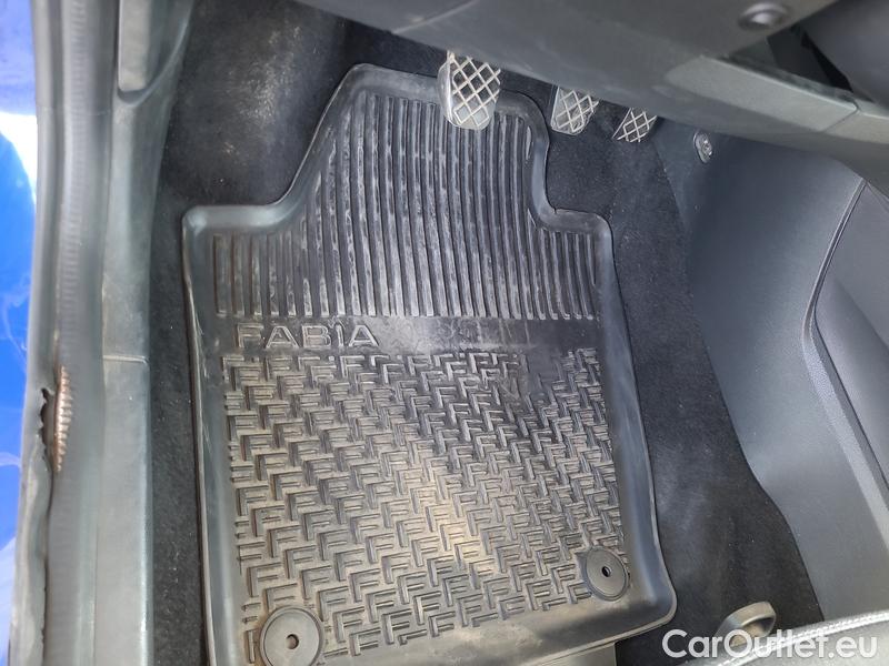 Skoda  Fabia  Combi (2015) Com.1.0TSI 70 Ambition 5d #5
